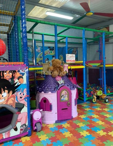 Foto 5744516d-3a71-4910-9074-7a7dd993c52d. Lloguer local comercial a Grove (O)