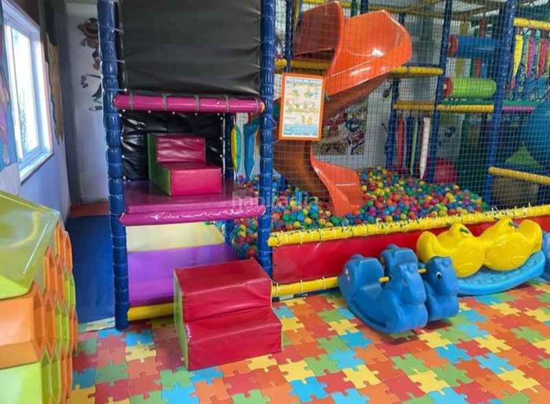Foto 73cc8c0d-6b31-4c15-802a-dd9688417a58. Lloguer local comercial a Grove (O)