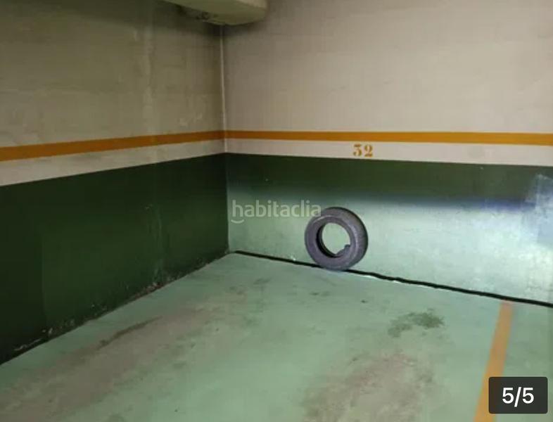 Foto 770a911d-b851-4095-8431-fdb4ba2fbc4b. Parking coche en rúa rosalía de castro 33 plaza de garaje en Pontevedra