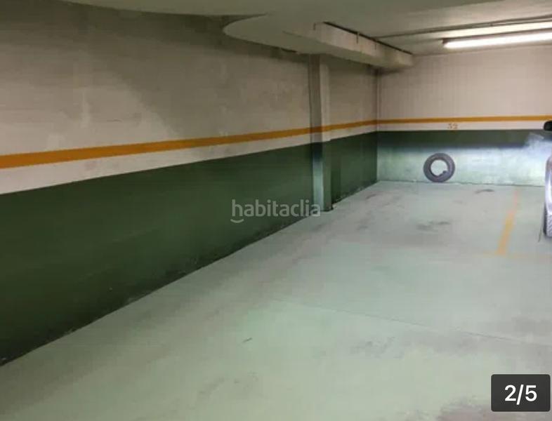 Foto addc26b0-5e5d-4620-bd45-0b283447fa5a. Parking coche en rúa rosalía de castro 33 plaza de garaje en Pontevedra
