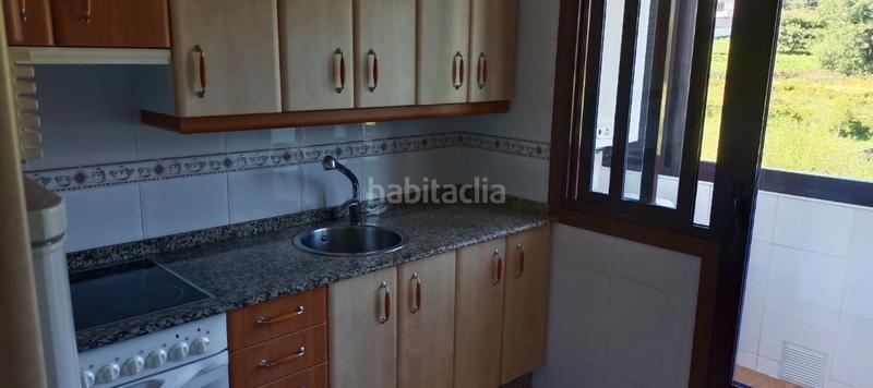 Foto 4ea63e17-44d0-435b-8795-bd9ad4fae467. Alquiler piso en avenida covelo 15 piso en samieira en Poio