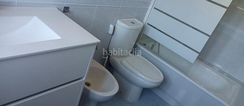 Foto 74ed4739-8a7c-4f24-8d3e-e54875b8d935. Alquiler piso en avenida covelo 15 piso en samieira en Poio