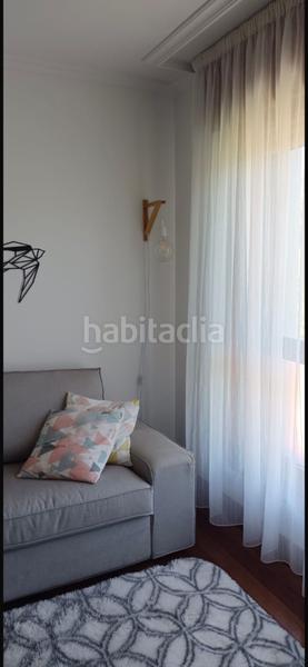 Foto 769027e1-069f-4e76-b901-335e46e962e9. Alquiler piso en avenida covelo 15 piso en samieira en Poio