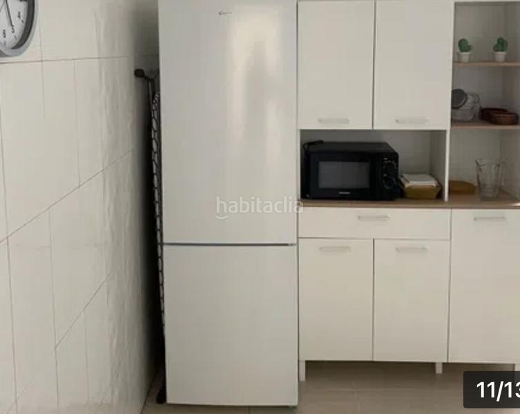 Foto 03c47ffc-6277-4102-8f67-a633abb249ba. Alquiler piso en rúa méndez núñez 30 piso temporada escolar en Marín