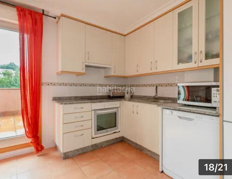 Foto ce850c5d-a6bf-468b-90fc-fdf3b63f29b1. Affitto attico in rúa do profesor hermida 10 in Sanxenxo pueblo Sanxenxo
