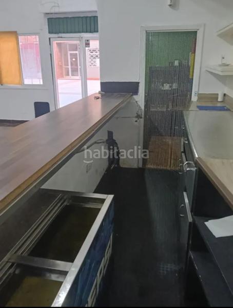 Foto 8abdc60b-6af3-4aea-a425-a12a4855af94. Lloguer local comercial a rúa de rosalía de castro 33 a Vigo