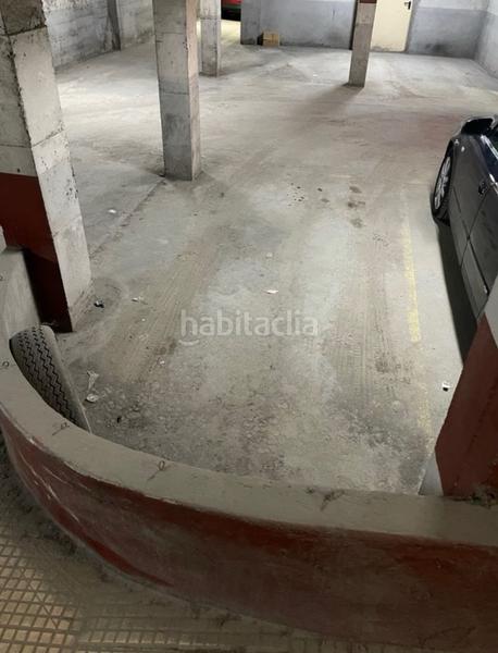 Foto d8625427-3bb2-4ad2-88fd-0a3f998dd40c. Car parking in rúa de sanjurjo badía 152 in Teis Vigo