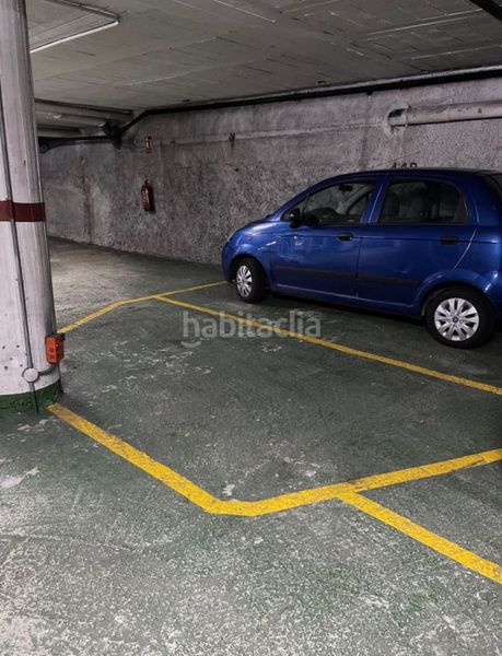 Foto 0783a951-53c2-471a-8354-fe4533672809. Parking voiture dans rúa de benito corbal 31 dans Zona de Plaza de Barcelos Pontevedra