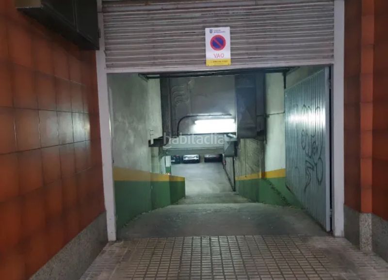 Foto 9ccf767c-8dea-4ef5-8984-86058102f7a5. Aparcament cotxe a Zona de Plaza de Barcelos Pontevedra
