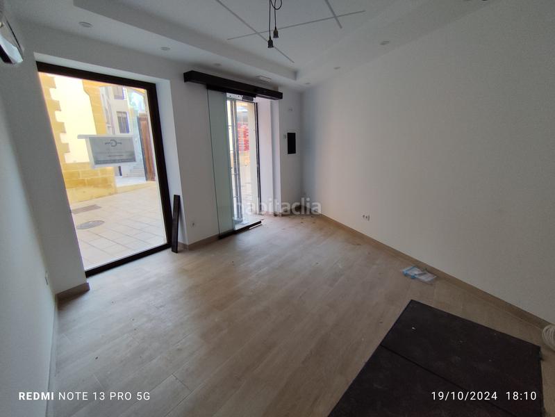 Foto 31616734-f53e-4bdf-930a-280e7f4809a0. Lloguer local comercial amb calefacció a Úbeda