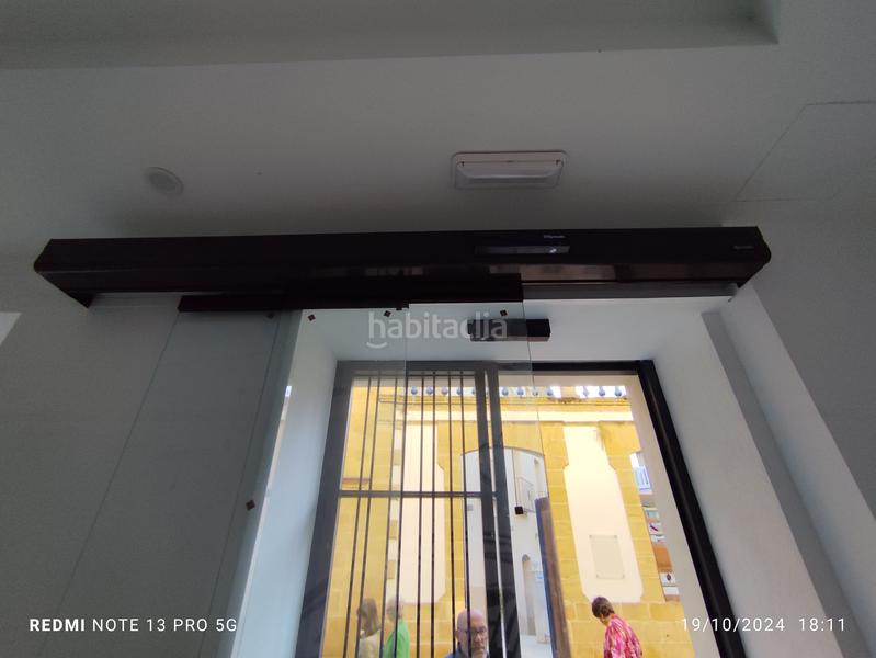 Foto 833ce72e-ba40-4fac-9757-a4d4b303f988. Lloguer local comercial amb calefacció a Úbeda