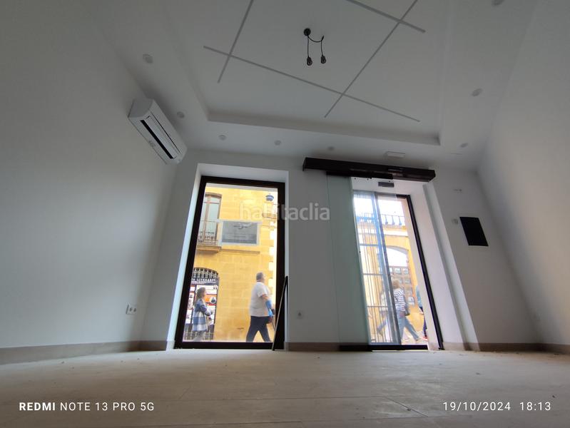 Foto ab5b9158-2d35-482a-97c6-38ca244a1b9f. Lloguer local comercial amb calefacció a Úbeda