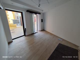 Location Local commercial  Calle real. Local -- calle real -- nuevo