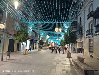 Rent Business premise  N/a. Calle mesones-centro comercial-ubeda