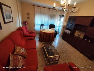 Pis  Calle ancha. Centro-calle ancha 3 dorm