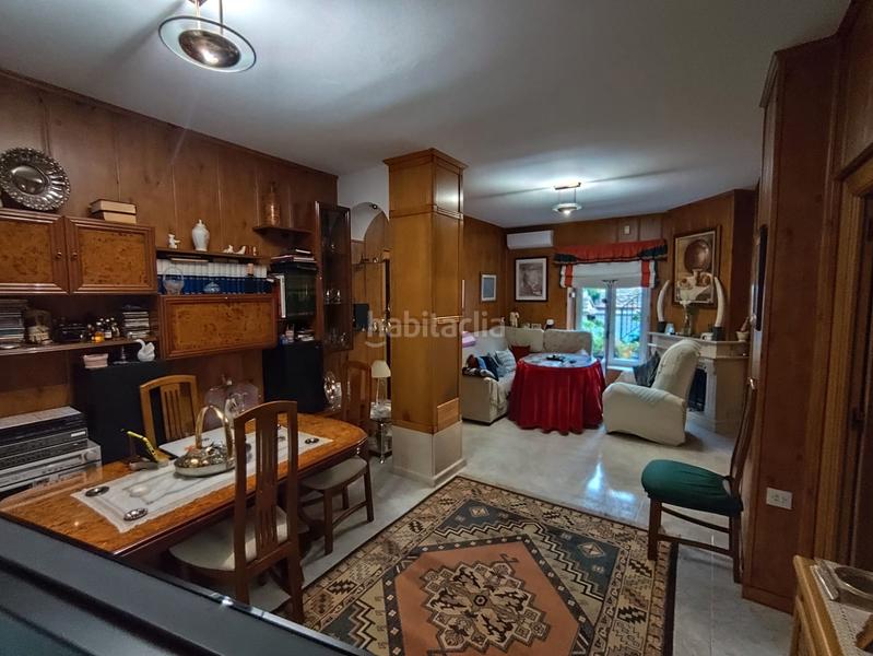 Foto a211c04e-663f-45aa-9fad-30e1bb742732. Casa casco historico en buen estado con piscina en Úbeda