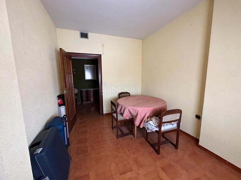 Foto 058e2630-89a2-4079-b0e6-dd68d2647a72. Piso oportunidad ramon y cajal 4 dorm 140mts2 en Úbeda