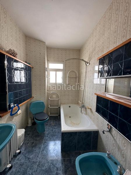 Foto 4a22f4cd-caba-40b7-8e00-d5d4859f2b7e. Piso oportunidad ramon y cajal 4 dorm 140mts2 en Úbeda