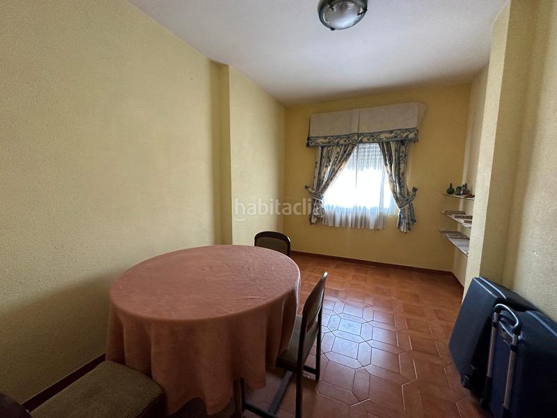 Foto 4d53c2d1-8608-42e3-bc98-a81d91baa6fd. Piso oportunidad ramon y cajal 4 dorm 140mts2 en Úbeda