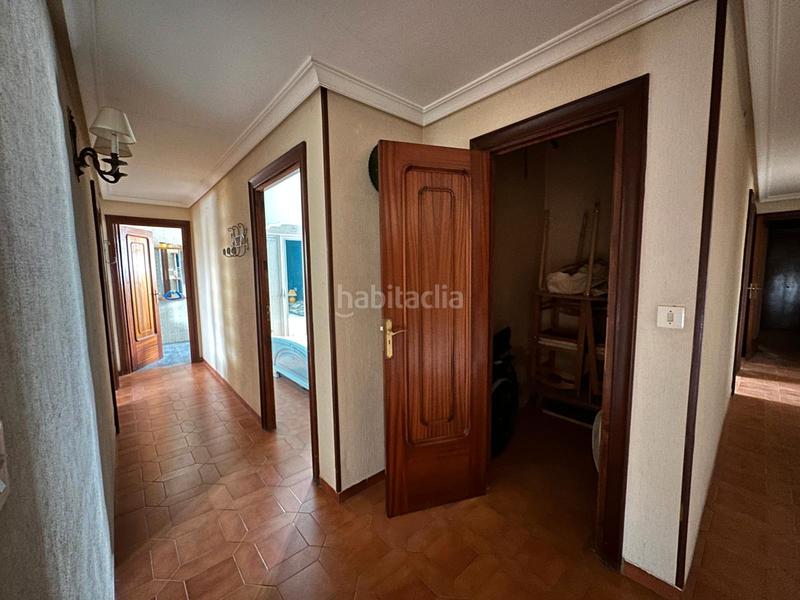 Foto 8c599fa9-641c-443b-a78e-951e43807929. Piso oportunidad ramon y cajal 4 dorm 140mts2 en Úbeda