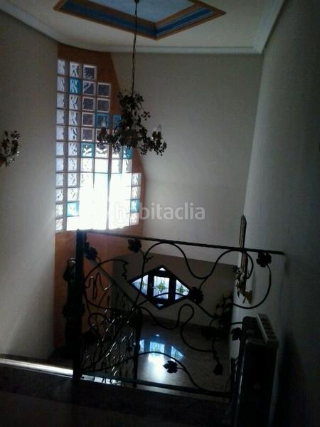 Foto 03154e32-0bb9-47ef-be66-f634f5bda038. Casa perfecta casa-bien situada en Úbeda