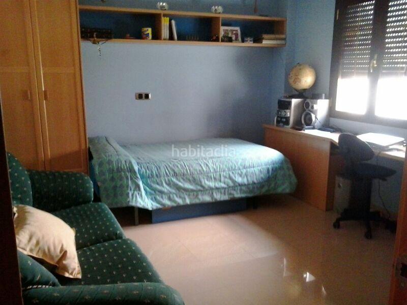 Foto ac1db97f-3b0e-41a2-801e-ed6491d44eec. Casa perfecta casa-bien situada en Úbeda