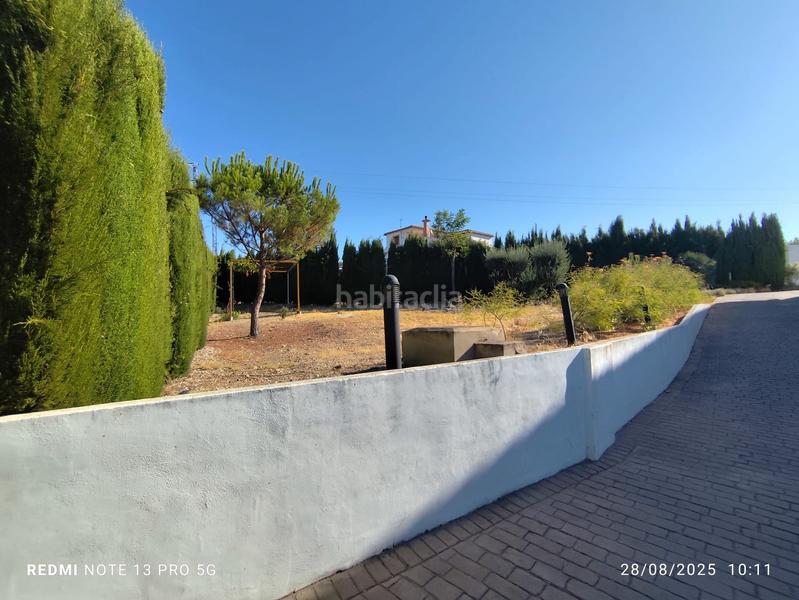 Foto 8df0ce00-6321-4021-ae00-b3a1fd350d89. Casa en ja-5105 26 huertañalda-2000ms-piscina-jardin en Úbeda