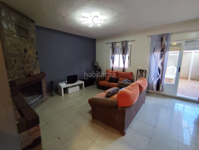 Foto e0582ee0-c7d5-4762-9537-9b4935d0254f. Casa amb xemeneia calefacció aparcament a Sabiote