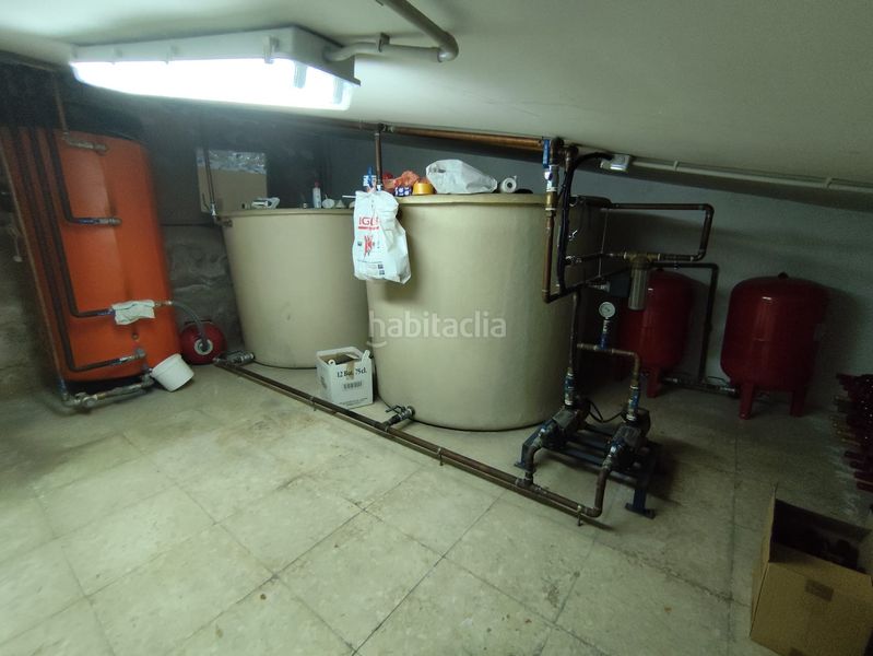 Foto 78f4d1ae-0190-4446-beee-78eae7cd2e38. Maison avec cheminée chauffage parking piscine dans Úbeda