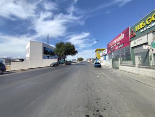 Industrial building  Calle carretera de vilches 42. Venta de naves en ubeda