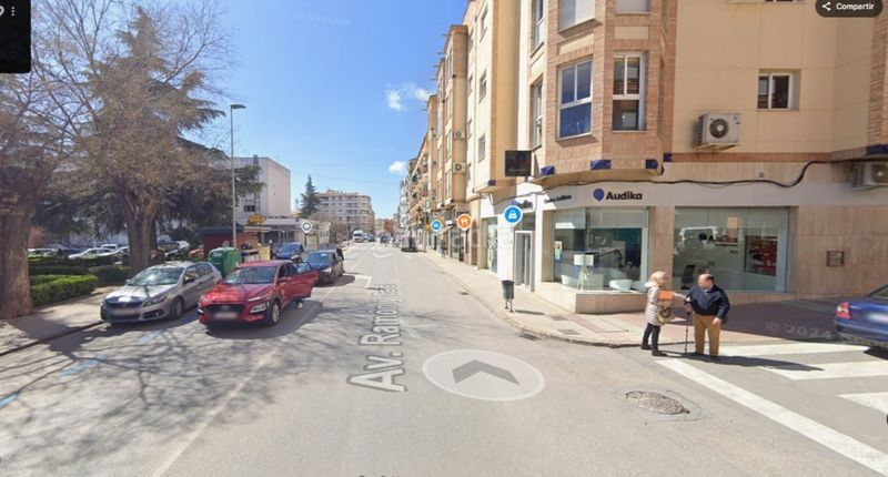 Foto 12496b55-9942-445c-ad08-935a4902cc32. Flat with heating parking in Úbeda