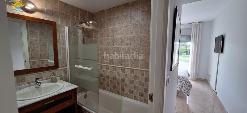 Foto 376d78f1-8791-4c2a-86b3-03cde5d97d8e. Apartament amb calefacció aparcament piscina a Saladar Dénia