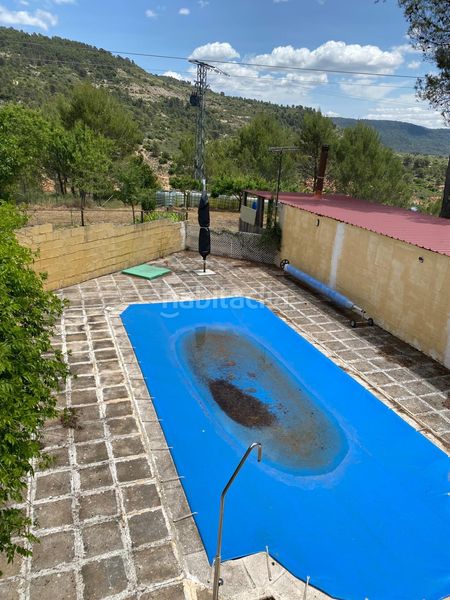 Foto 7a6d4495-b767-446b-a12e-a8b705e4494e. Chalet  . en Auñón