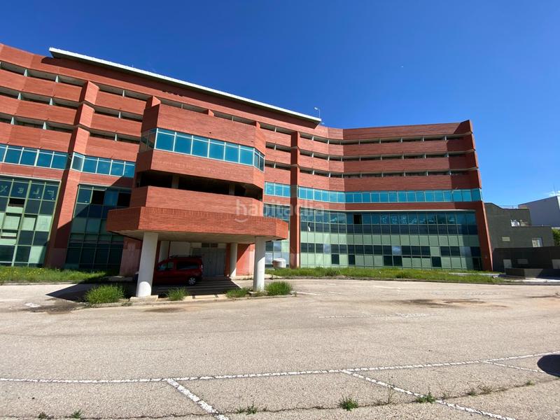 Foto 9b670a09-fee0-46fa-99dc-4336ffe75f73. Local comercial a El Clavín-Valdeluz Guadalajara