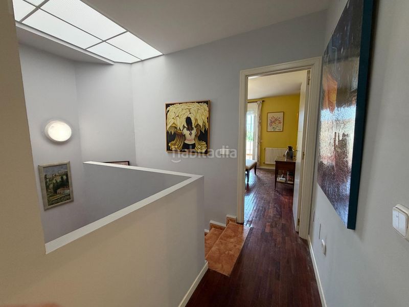 Foto 1e2d6cbe-1939-4e6a-a236-c7cb9f9ec5ad. Casa aparellada amb aparcament a Casar (El)