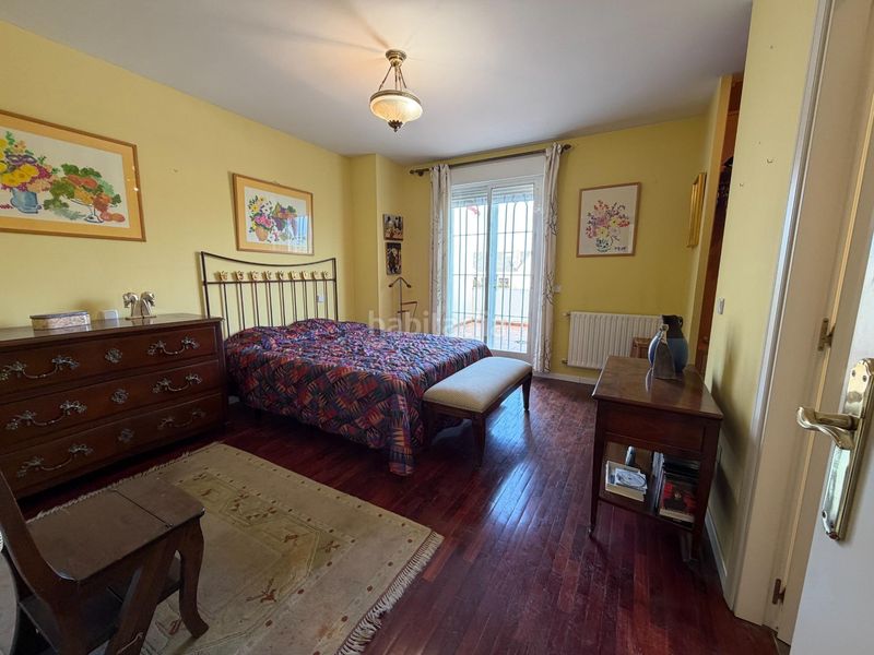 Foto 2702c801-2e99-4259-ab33-c8d92116f90e. Casa aparellada amb aparcament a Casar (El)