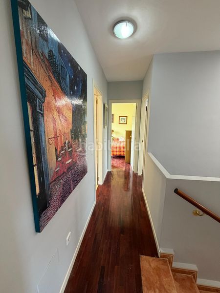 Foto 642a90a6-afb1-4e82-a48e-f4d2dab99978. Casa aparellada amb aparcament a Casar (El)