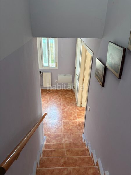 Foto 8d2cd94f-6662-405c-bf63-43ae09764933. Casa aparellada amb aparcament a Casar (El)