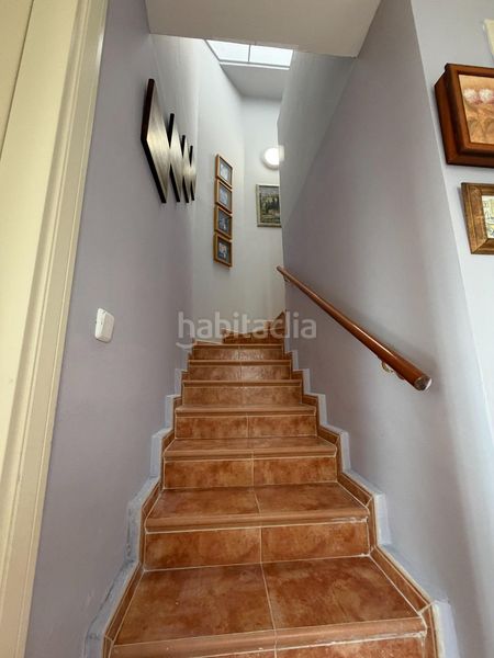 Foto b9a88376-f99f-4b53-ad82-338c72d66993. Casa aparellada amb aparcament a Casar (El)