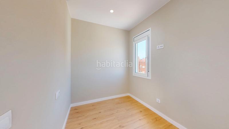 Foto e4b7cad2-d490-429c-b190-737802874406. Attico con riscaldamento in Sant Antoni Barcelona