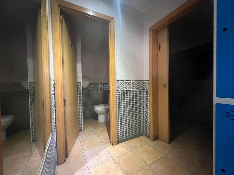 Foto a02c55c6-0696-442b-ae47-6c489f25dba8. Traspàs local comercial a La Marina del Port Barcelona