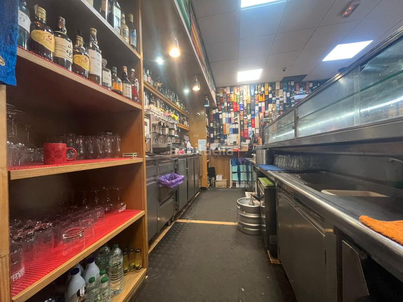 Foto 382427ba-2730-4dea-98ab-23c8cbf6d94c. Traspaso local comercial negocio en traspaso en la marina de port en Barcelona