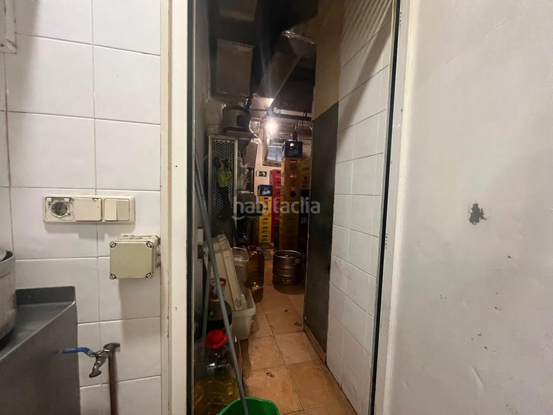 Foto 9cd82b52-d4af-4c8c-acc9-8d467e5610a7. Traspaso local comercial negocio en traspaso en la marina de port en Barcelona