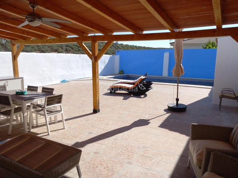 Foto 20873e00-7810-4a54-8f7e-ef072ae202a1. Xalet amb piscina a Moclín