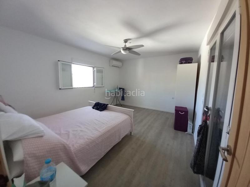 Foto 31334952-8607-4bc0-9cf6-05170c9f75e2. Xalet amb piscina a Moclín