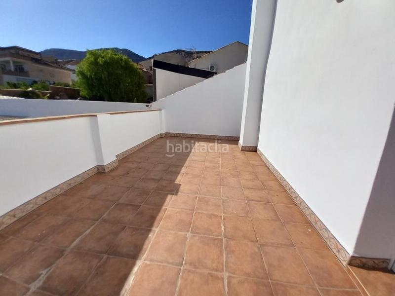 Foto cebe2f96-c1c6-4838-9c94-543672e5e32e. Xalet amb piscina a Moclín