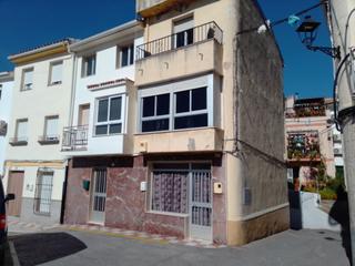 Casa adossada  Plaza del carmen. Casa con posibilidad de negocio y terraza