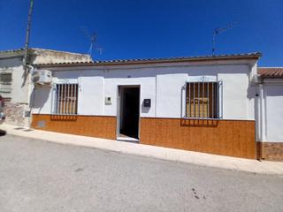 Casa a Martos. Bungalow a 15 minutos de martos