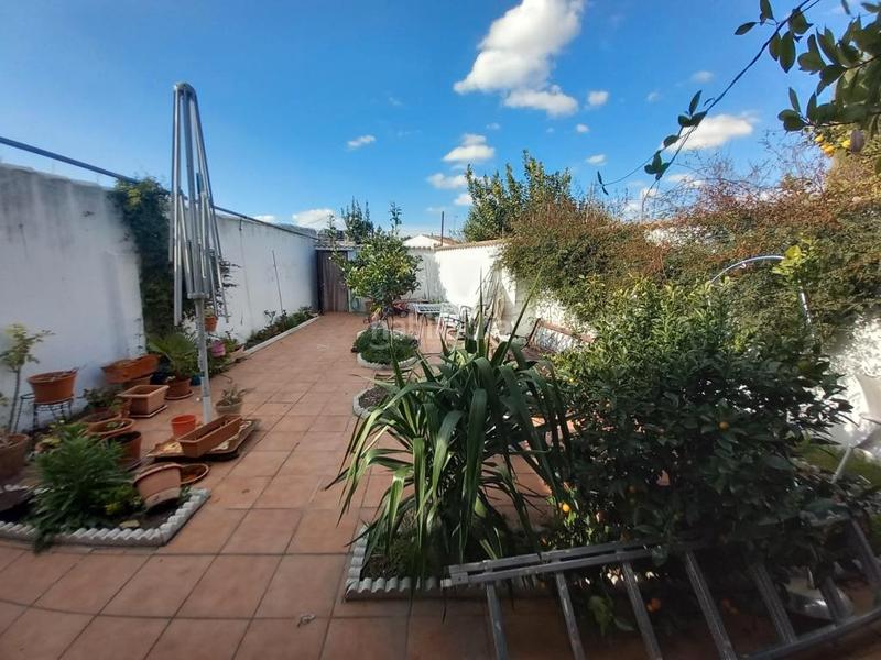 Foto b80ed31d-311a-4350-8ba1-2d78d7e9407d. Casa adosada casa de campo a 10 minutos en Martos