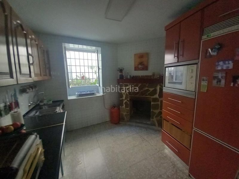 Foto 05d20d6a-1884-450e-a587-a427f81a48b8. Casa amb xemeneia a Martos